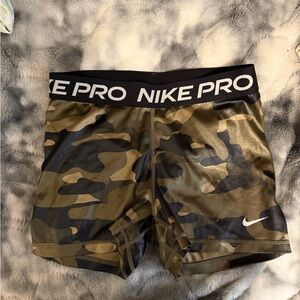 Nike Pro Camo Compression Shorts - Olive/Black